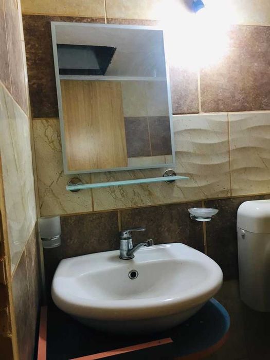 Дава се под наем Едностаен апартамент в Бургас, Меден рудник - зона А - 30 кв.м за 105 € - Снимка #1