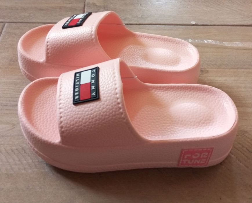 Papuci dama și bărbați firmati