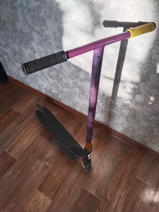 Трюковой самокат