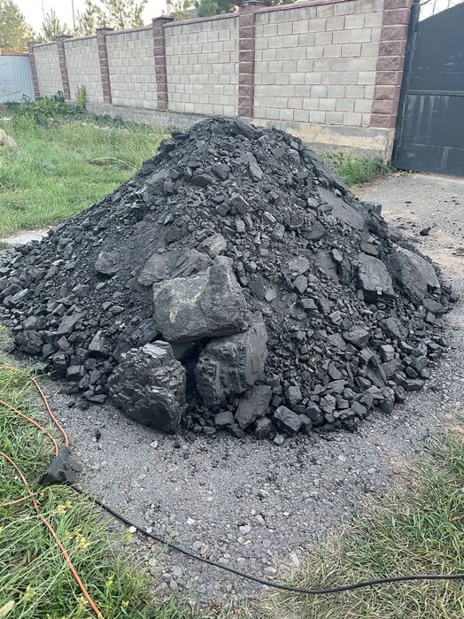 Уголь примерно 4 тонны