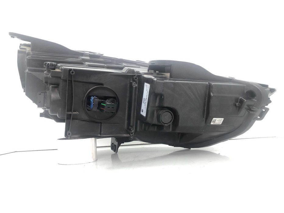 Ляв фар от Opel insignia b sport tourer z18 2018г