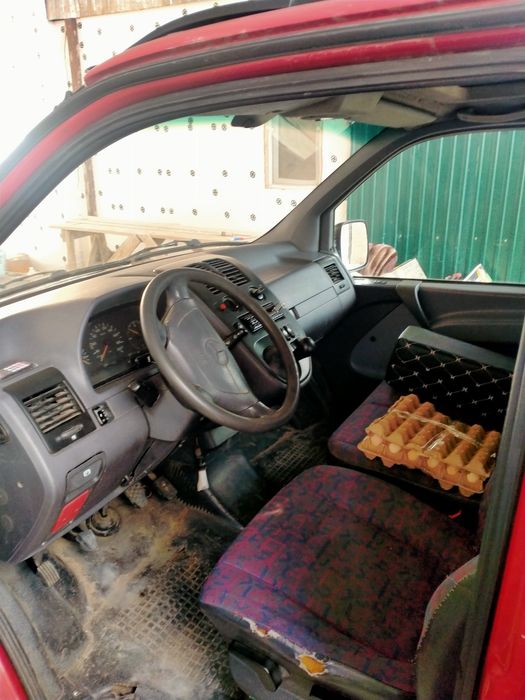 Мерседес    Вито