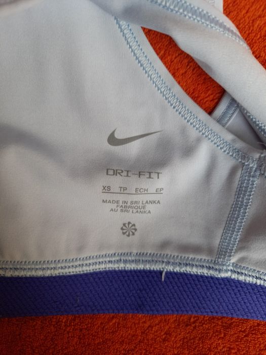 Спортно бюстие Nike, xs