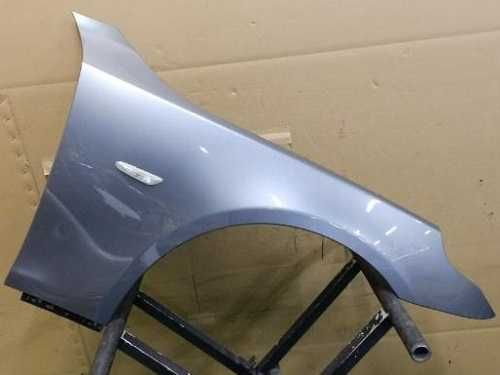 Aripa dreapta BMW Seria 5 E60 03 – 09 vopsita argintie