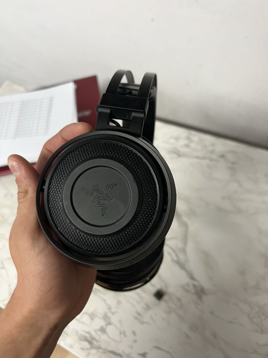 Слушалки Razer Nari Essential