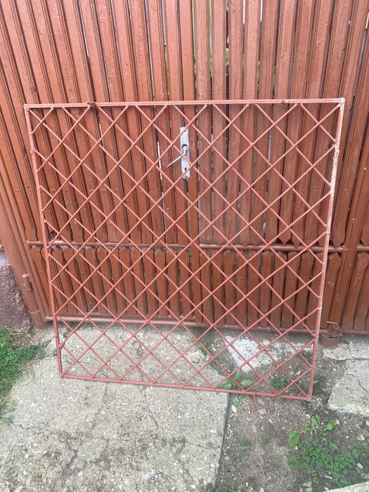 Gratar pentru fereastra