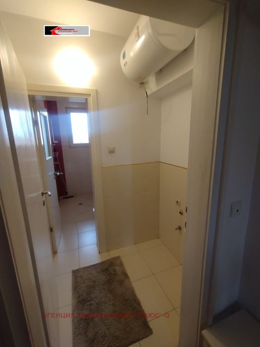 Дава се под наем Тристаен апартамент в София, Център - 92 кв.м за 700 € - Снимка #14