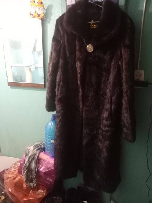 Продам норковую шубу