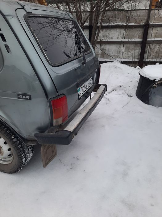 Продам ВАЗ 2131    .