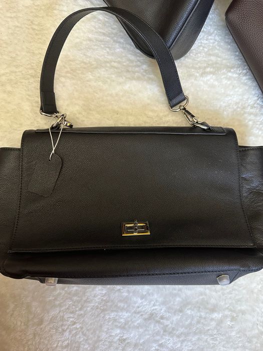 Кожаные сумки по 23500 тг