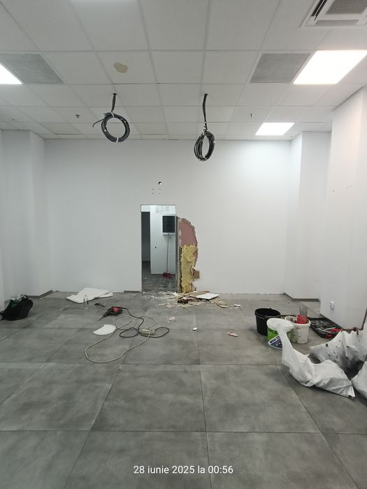 Faianțar montat gresiei, regips, zugrăveală