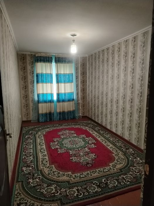 Чирчик ш. Навоий Арбат кирпичный дом 2³х/1/4