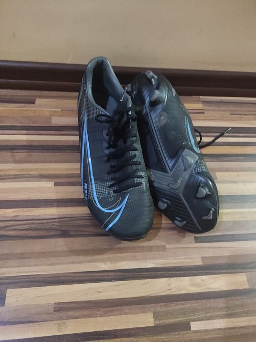 Ghete fotbal  nike/fila /adidas,mărimea 40/41/45