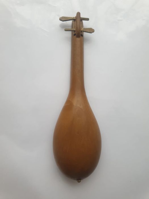 Сувенир древняя домбра