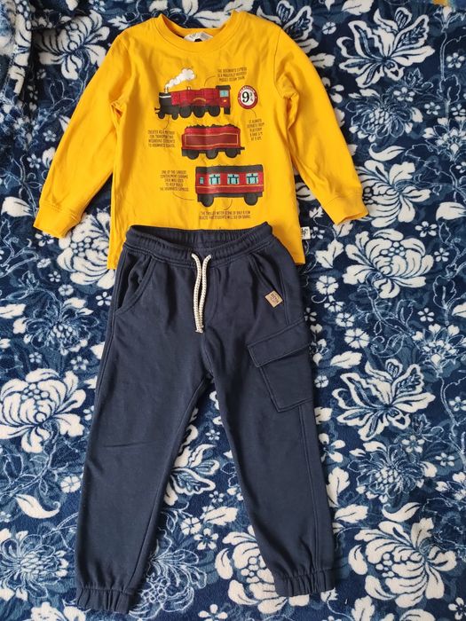 Vand set haine H&M, mărimea 98