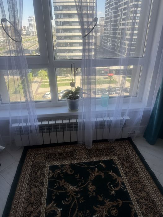 Продается  ковер размером 1,30 м на 2,15 м