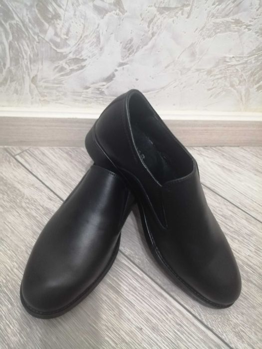 Продам кожанные туфли