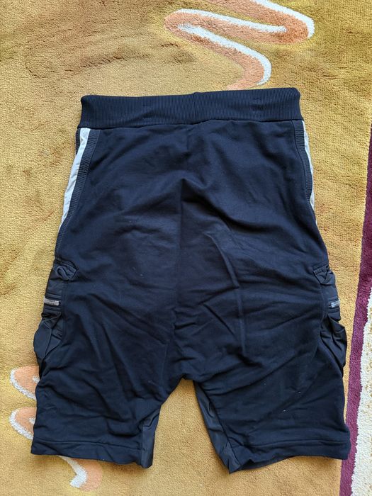 pantaloni vagabond scurti marimea S