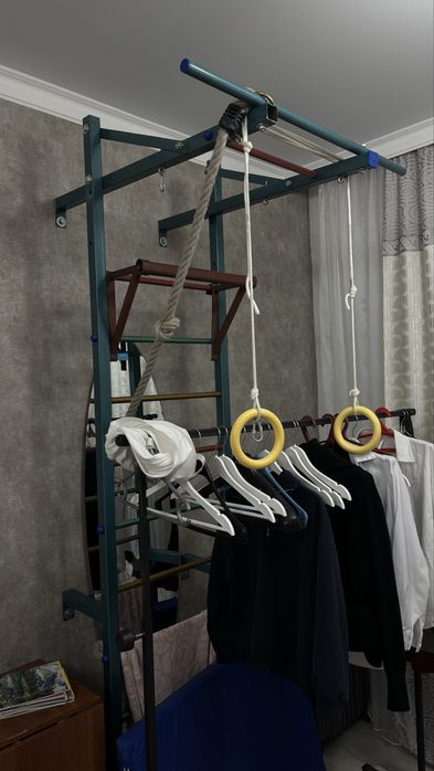 Шведская стенка турник