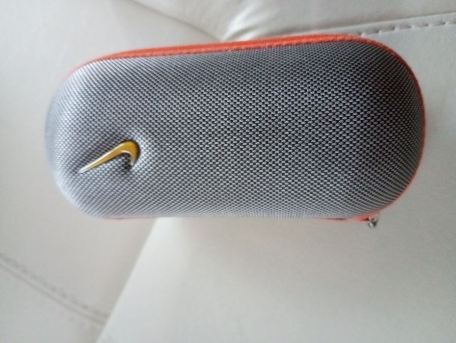 Оригинални слънчеви очила Nike.