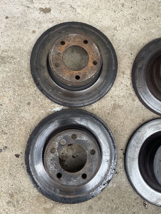 Discuri BMW seria 3 e 90 2007