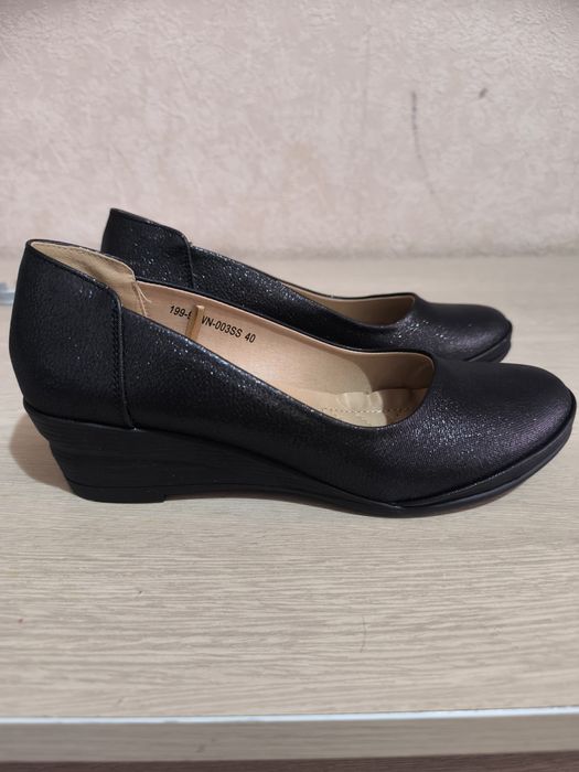 Новые женские туфли 40 размер