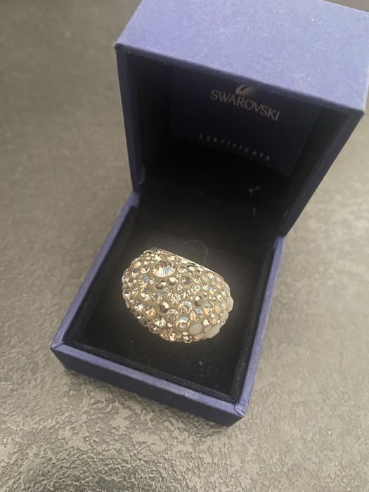 Inel Swarovski 60