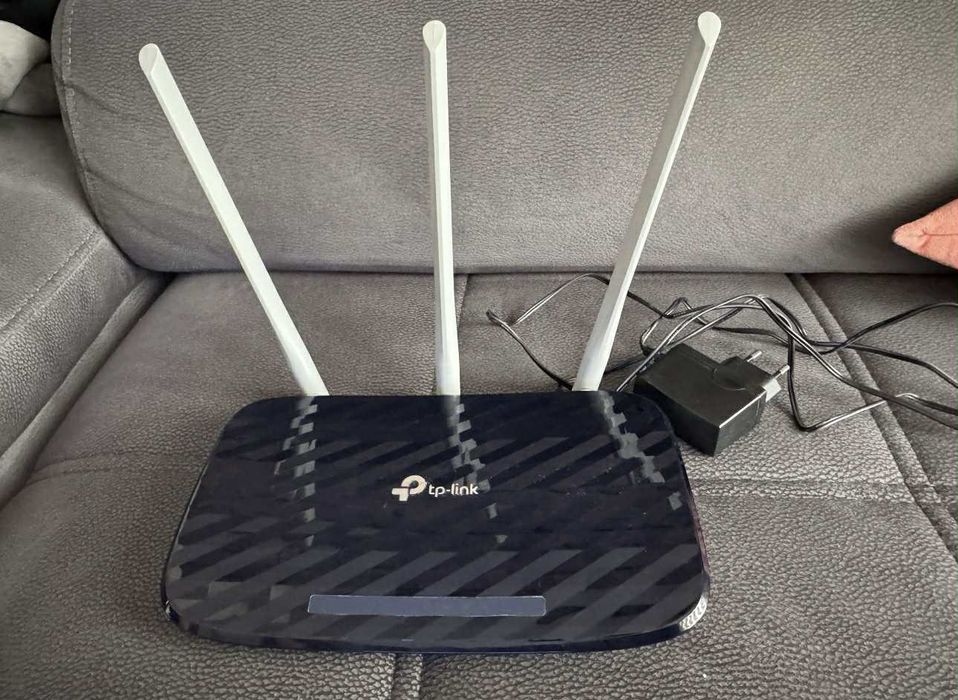 Продавам рутер tp link