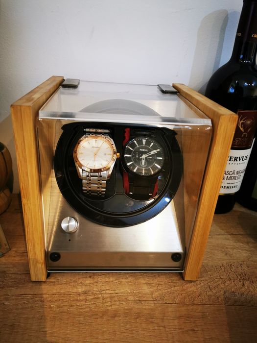 Vand vitrina suport pt 2 ceasuri stare buna