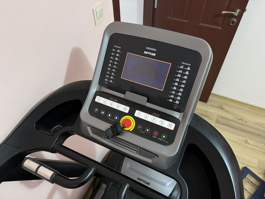 Бягаща пътека KETTLER BERLIN S2