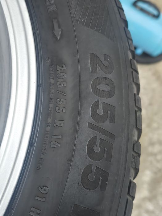 4 Броя 205/55/16 Continental 2x6,2mm 2x5,5mm