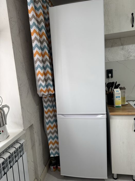 Срочно продаю Холодильник