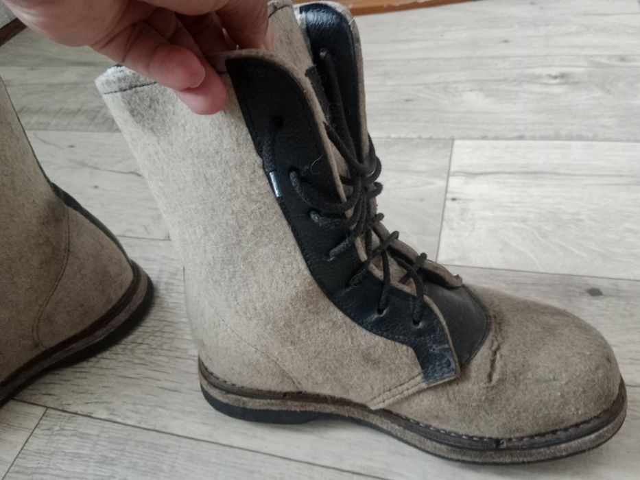 Продам зимнюю обувь