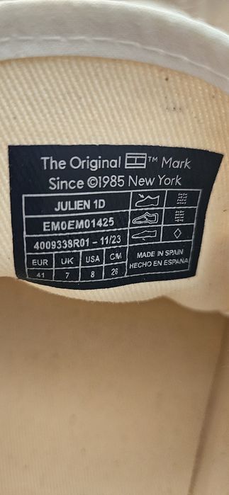 Спортни кецове Томи