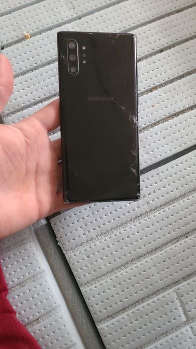Samsung Not 10 +