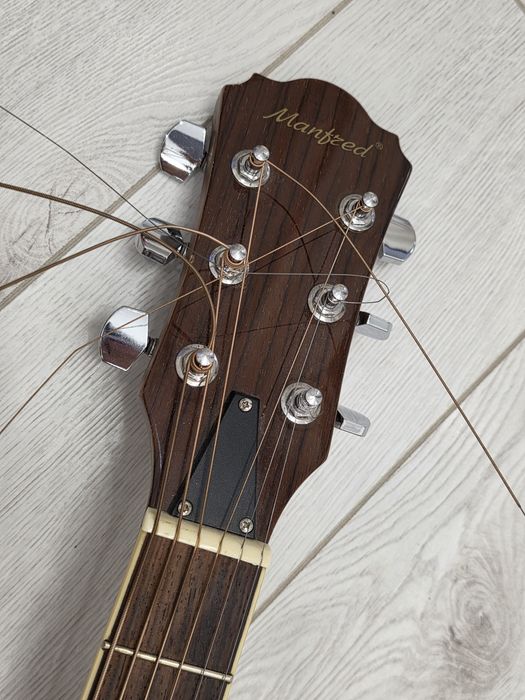 Гитара Ovation Manfred