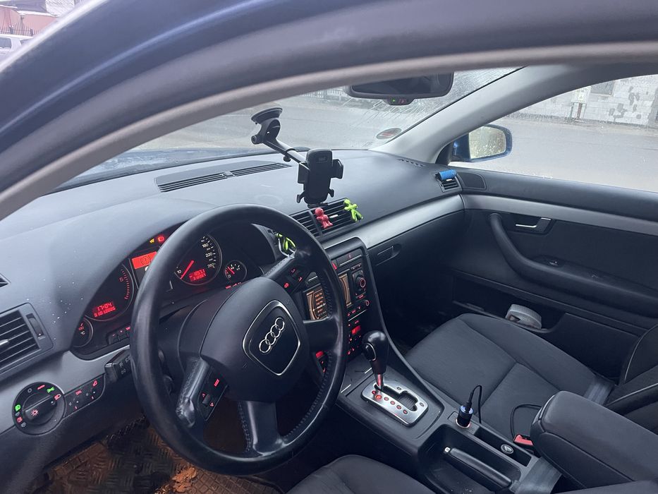 Audi a4 b7 din anul 2006 2,7 dizel
