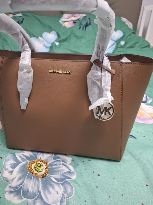 Vind geanta Michael Chors