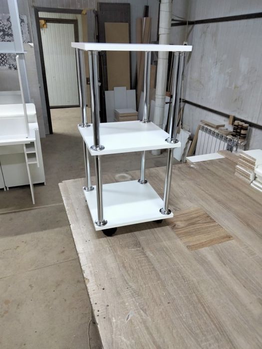 Помощники тележки каталки