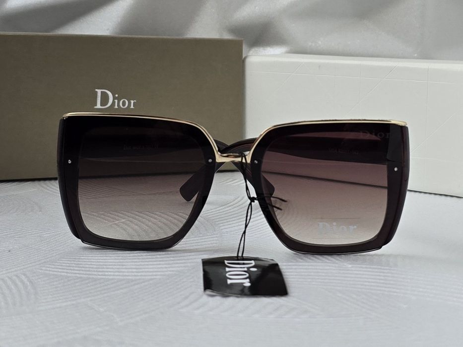 Дамски слънчеви очила квадратни