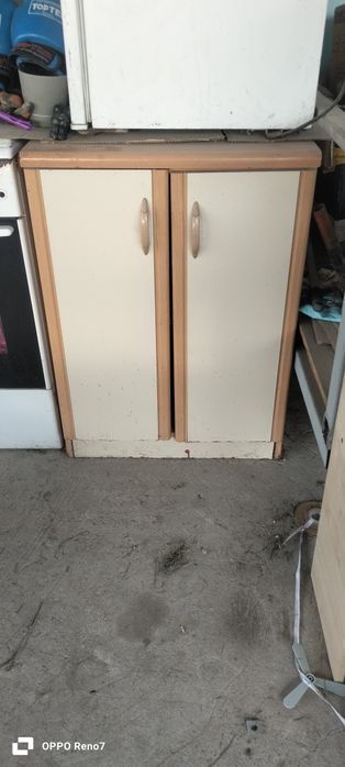 Срочно Продам тумбу, верх и низ