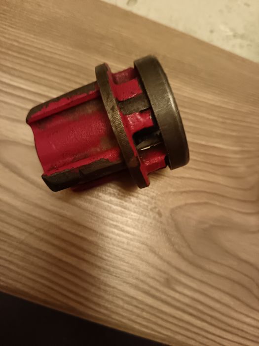 Filiera 1/2" pentru tevi