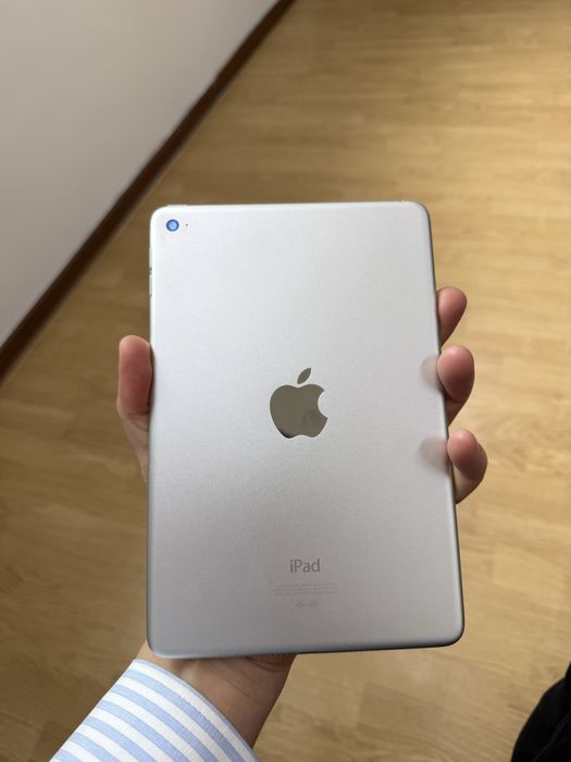 Продается iPad mini 4 128 gb