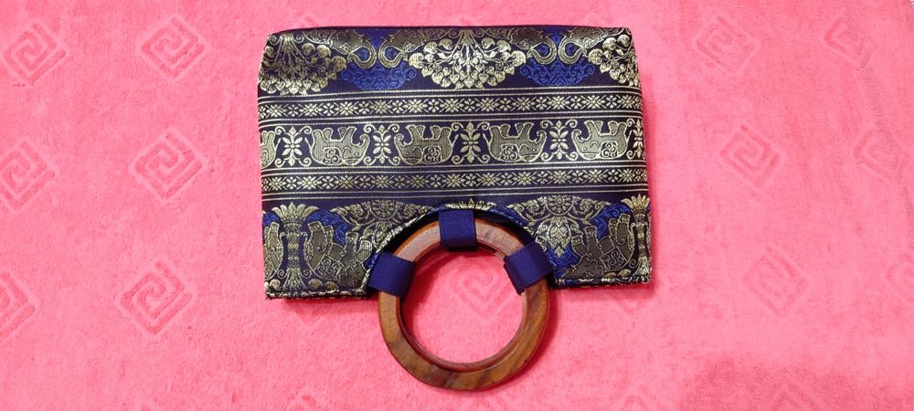 Женская сумочка из Тайланда.