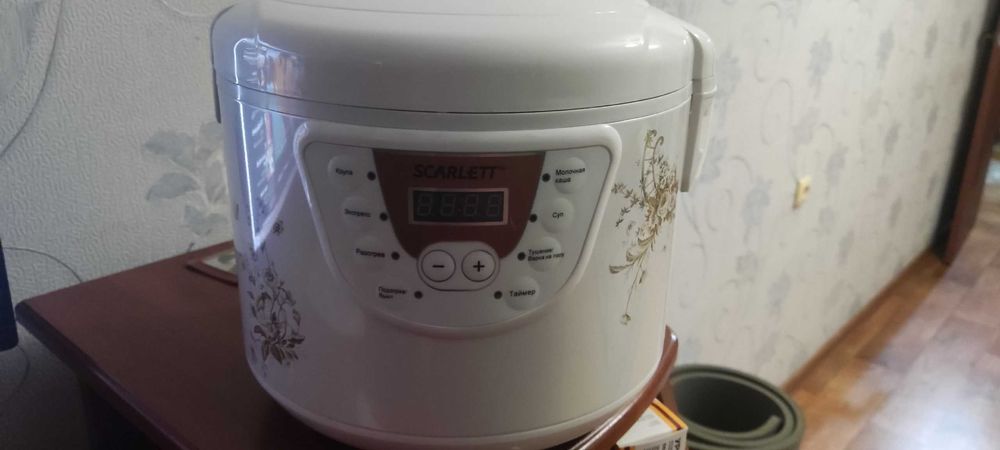 Мультиварка Scarlett SC-410