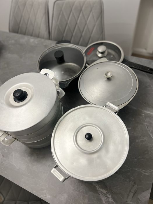 Продам набор кастрюлей