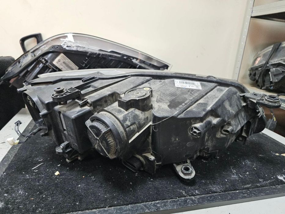 Ляв фар Seat Ateca lqv far сеат атека