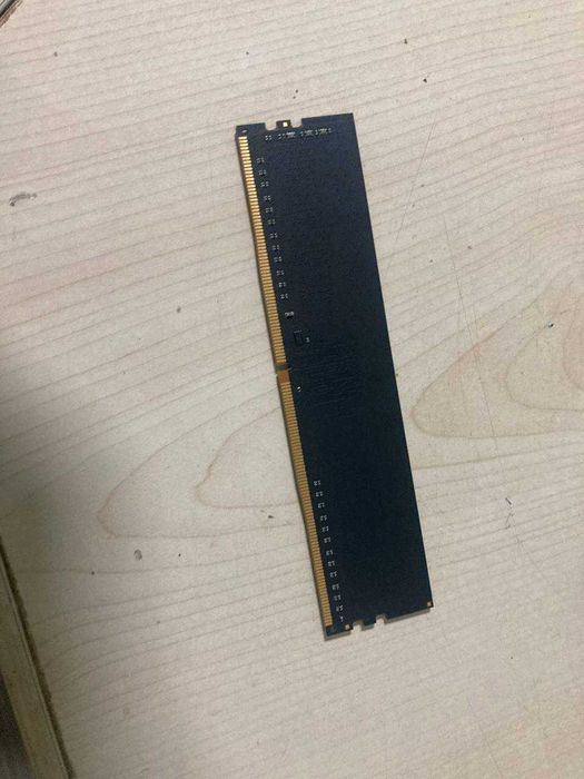 DDR4 16gb 8gbx1 по две плашки