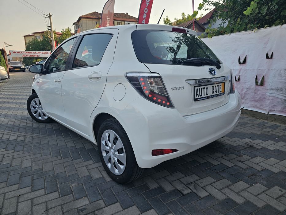 Toyota Yaris 1.5 hybrid Automata.Posibilitate RATE fara AVANS!