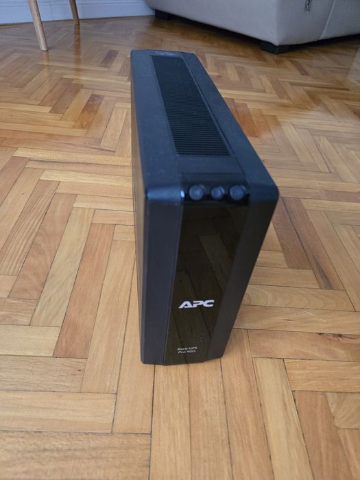 Sursa APC 900 PR0